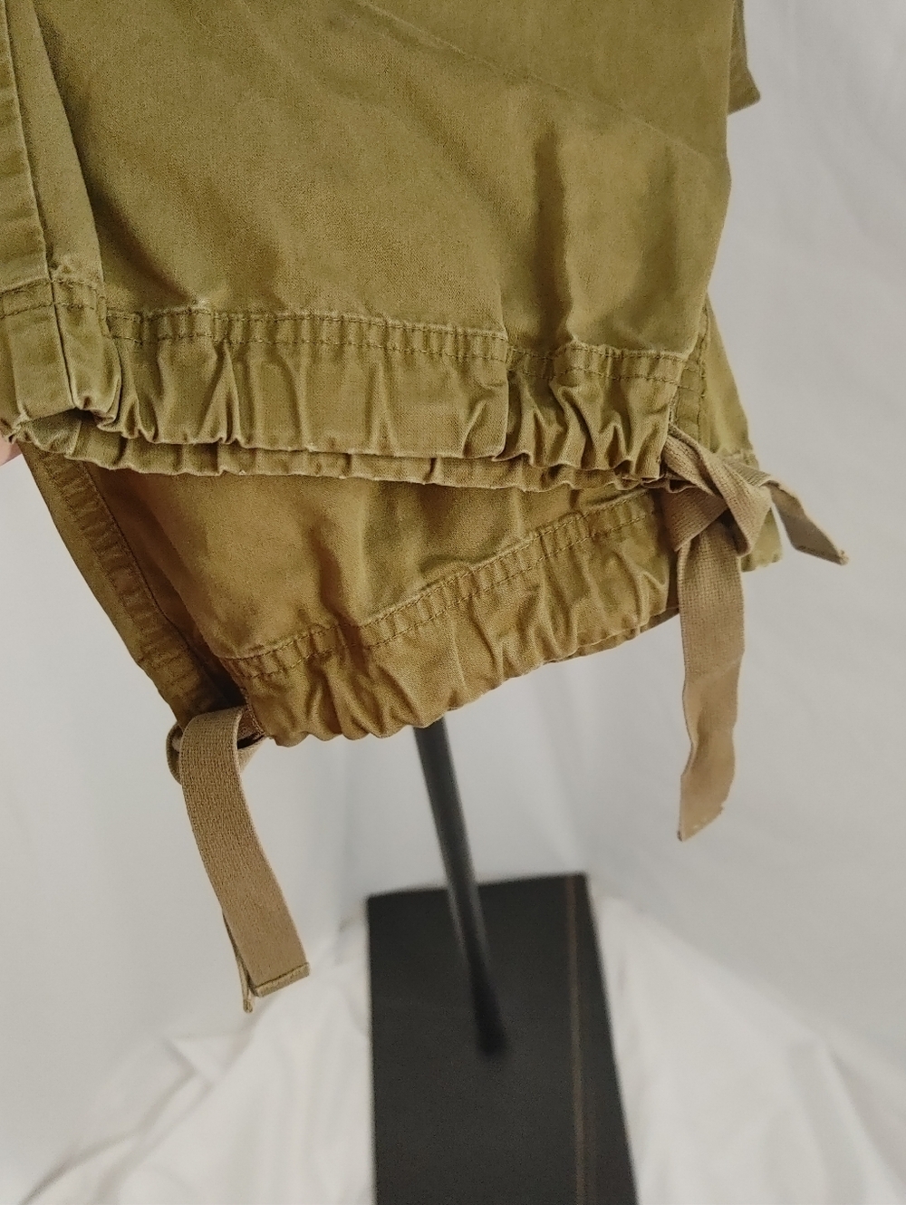 Lauren Ralph Lauren Petite Khaki Capri Pants Drawstring Hem Size 14P - Picture 7 of 11